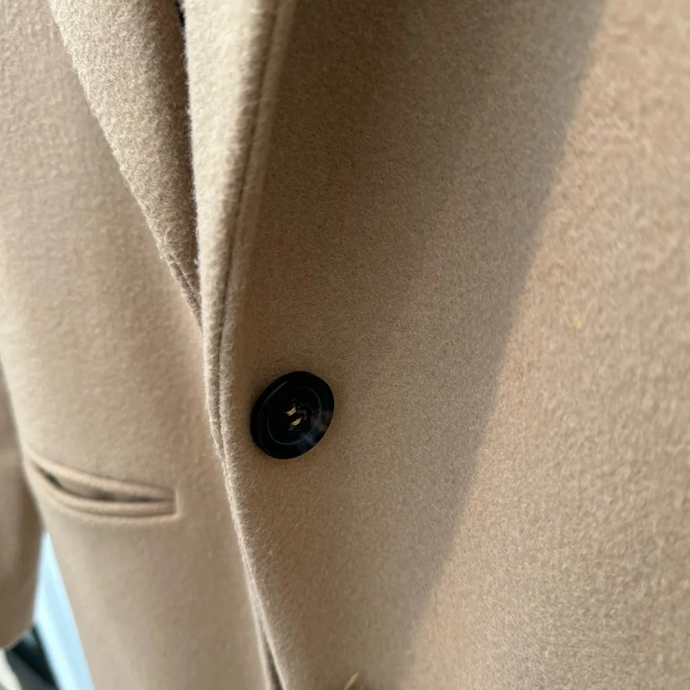 Women’s Overcoat - Picture 4 of 5